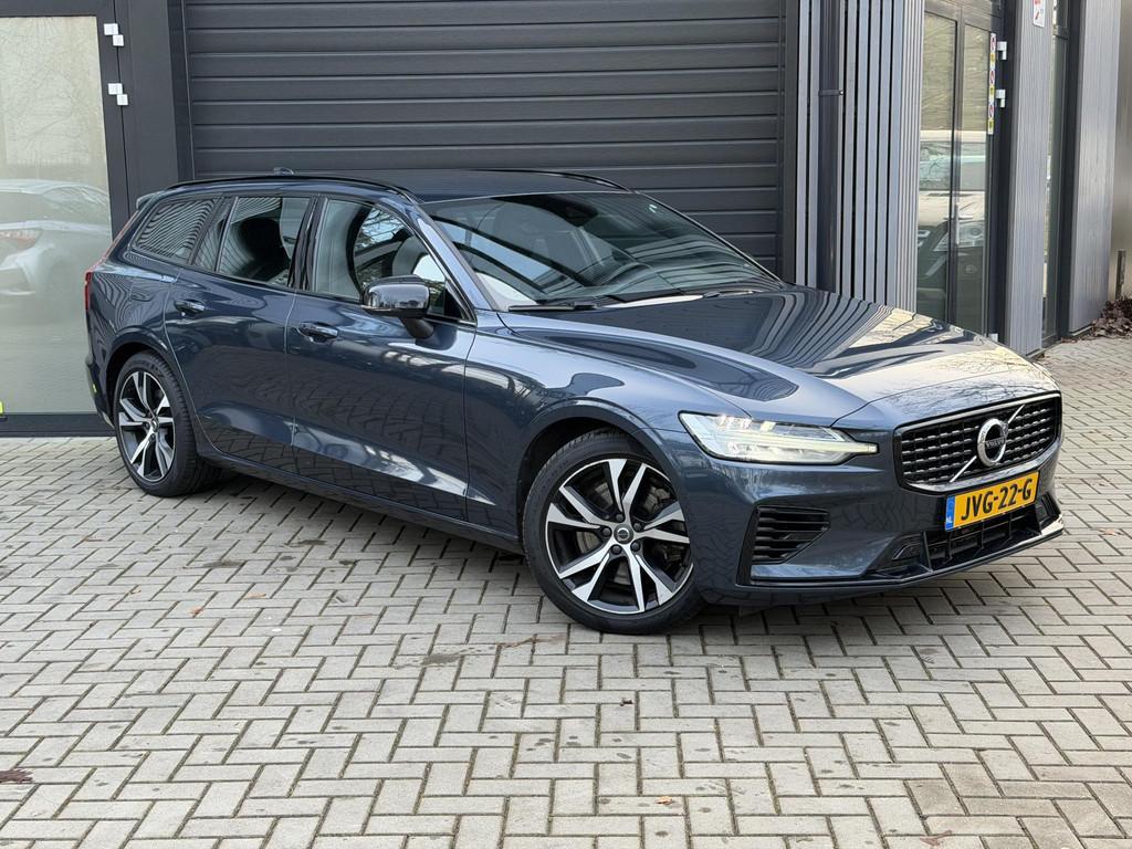 Volvo V60 2.0 T6 Recharge AWD R-Design, Gebruikt, Euro 6, 4 cilinders, Blauw