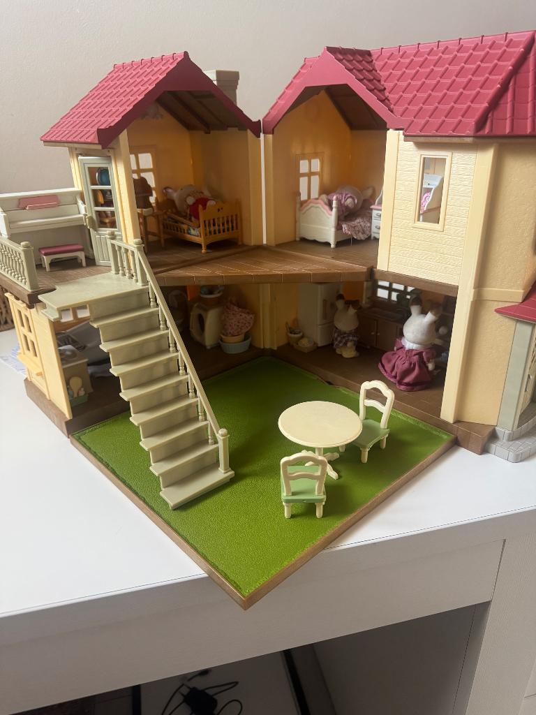 Sylvanian Families huis + veel toebehoren complete set!, Ophalen of Verzenden, Zo goed als nieuw, Toebehoren