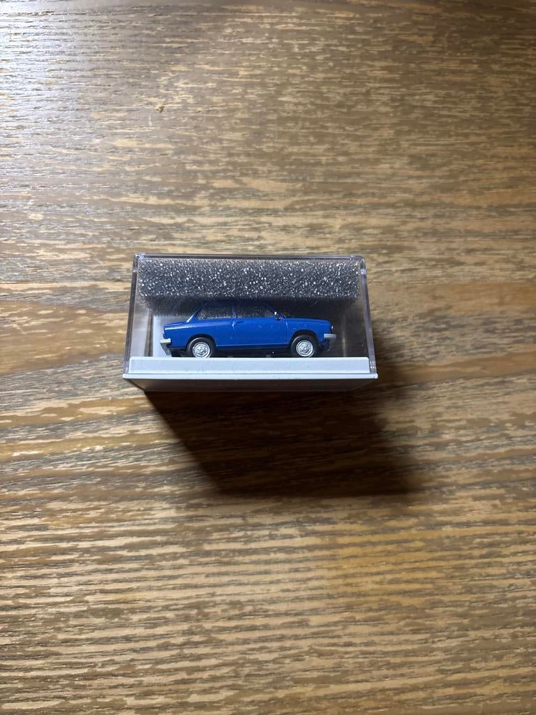 DAF 66 en Blisterverpakking 1:87, Ophalen of Verzenden, Zo goed als nieuw, Auto, Overige merken