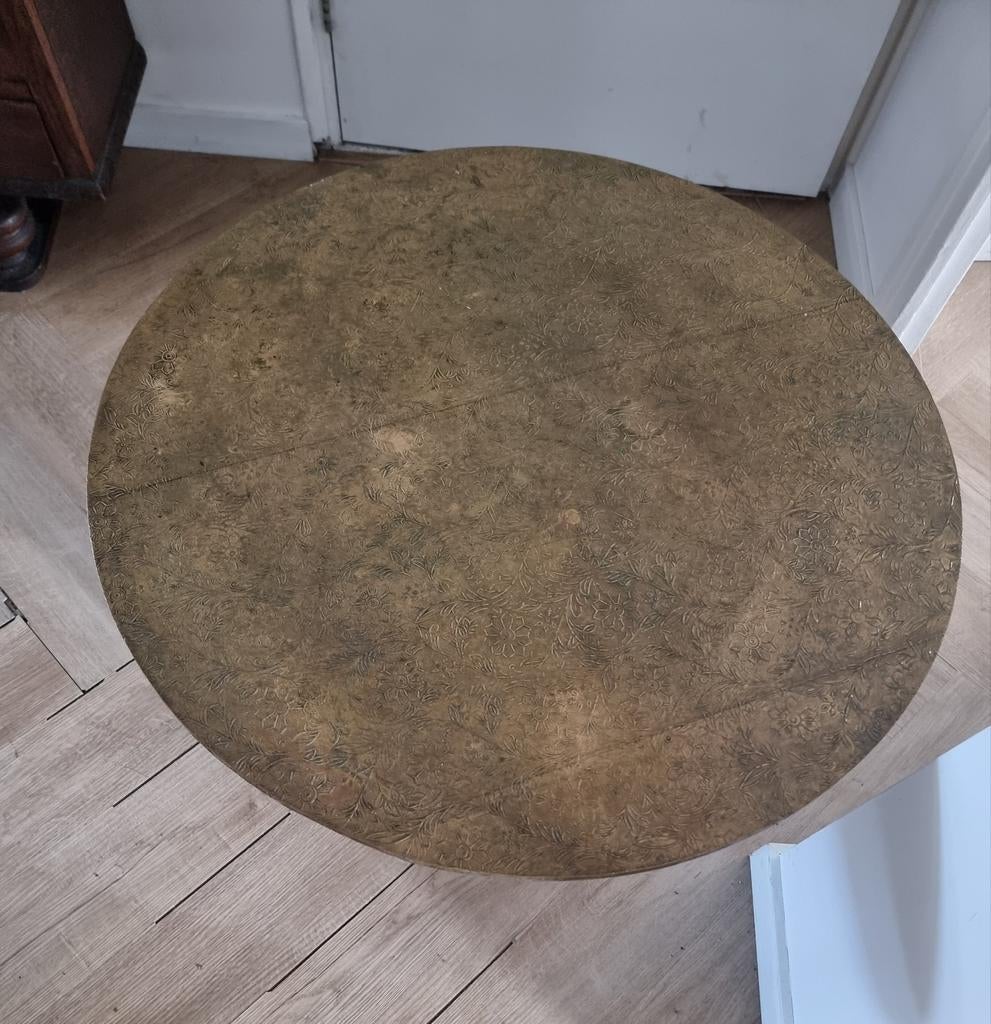Tafel Bronzen bijzettafel met patroon, Huis en Inrichting, Tafels | Bijzettafels, Ophalen, Gebruikt, Rond, Metaal of Aluminium