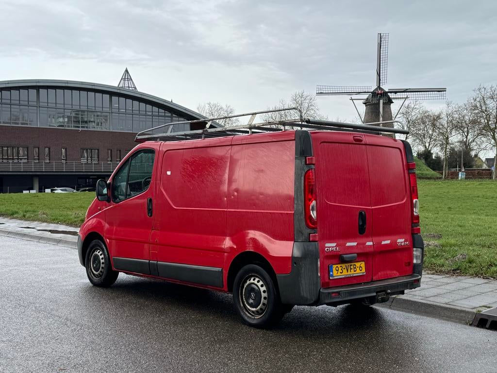 Opel Vivaro 2.0Cdti 66KW 91PK 6-bak L1h1 2007 MARGE Trekhaak, Auto's, Bestelauto's, Voorwielaandrijving, 1995 cc, 4 cilinders