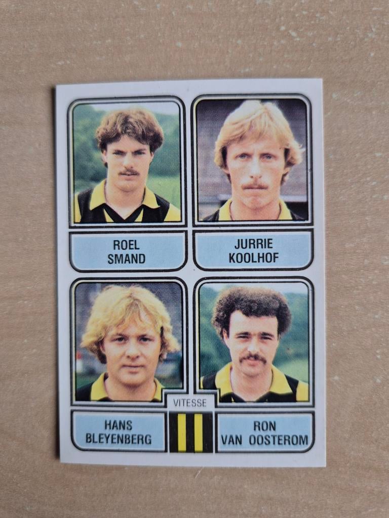 Panini Voetbal 82 Koolhof Smand Vitesse, Ophalen of Verzenden, Zo goed als nieuw, Vitesse, Poster, Plaatje of Sticker
