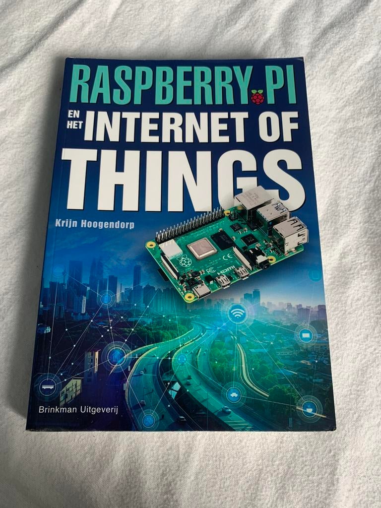 Raspberry Pi en het internet of things, Ophalen of Verzenden, Zo goed als nieuw