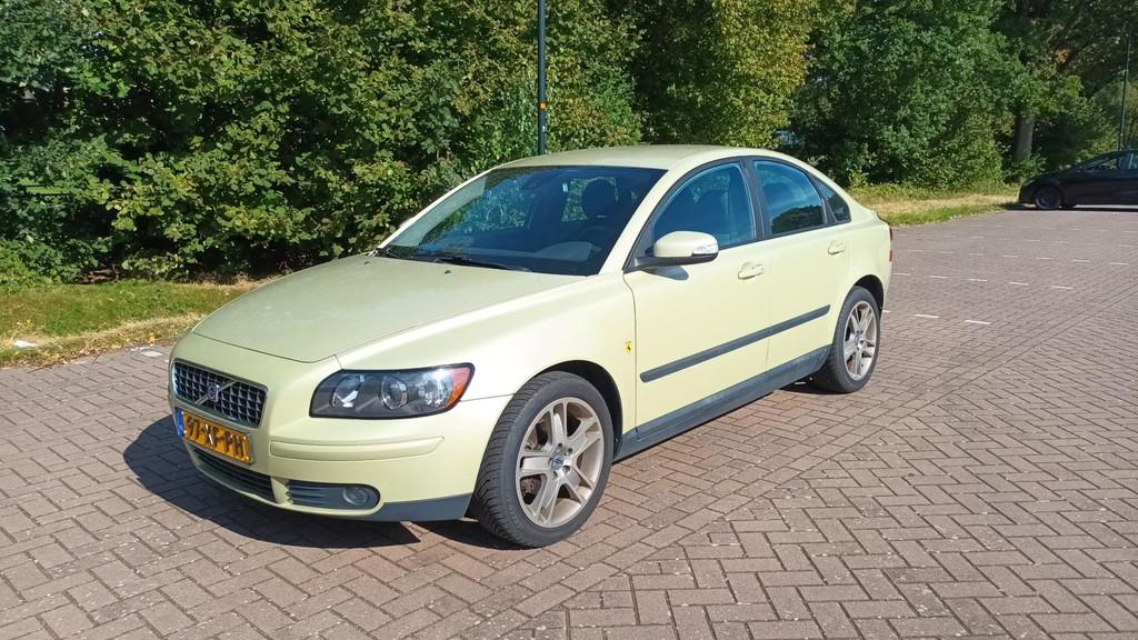 Volvo S40 1.8 Edition Clima / Elek pakket, Voorwielaandrijving, Gebruikt, Zwart, 4 cilinders