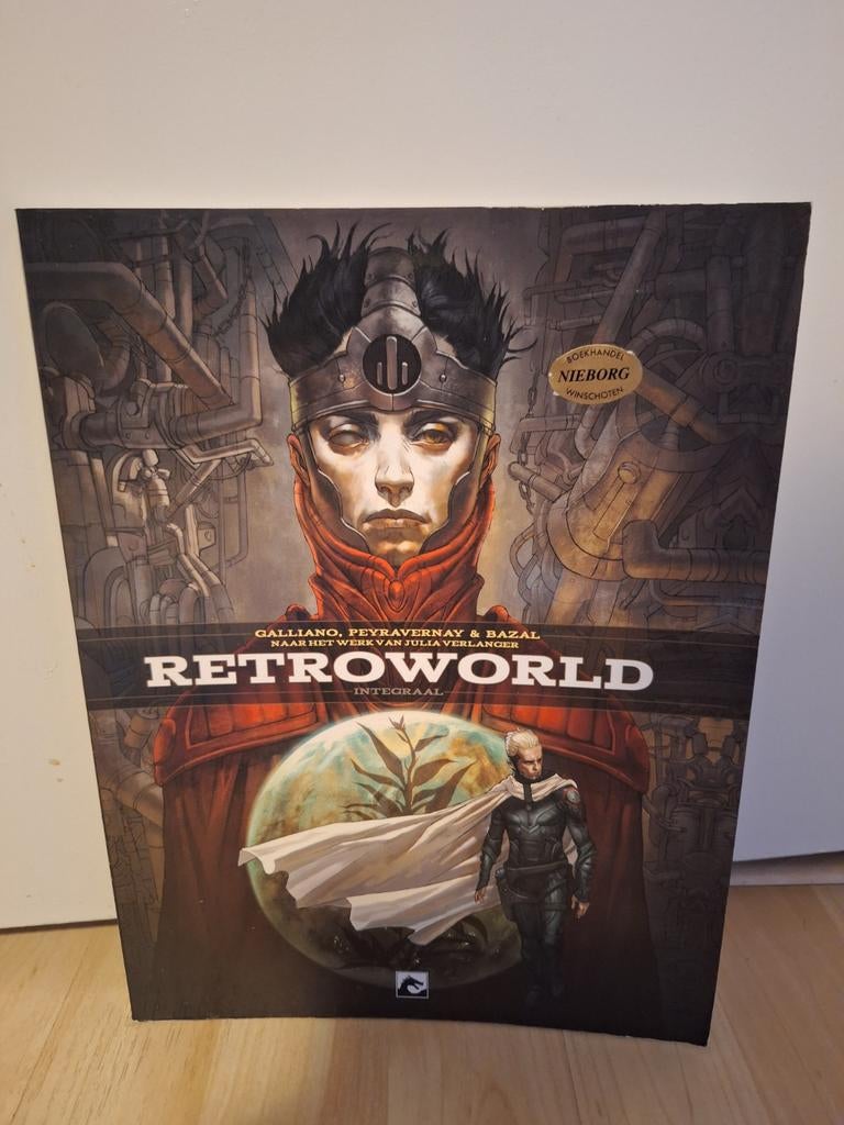 Retroworld Integraal, Boeken, Stripboeken, Zo goed als nieuw, Eén stripboek, Ophalen of Verzenden