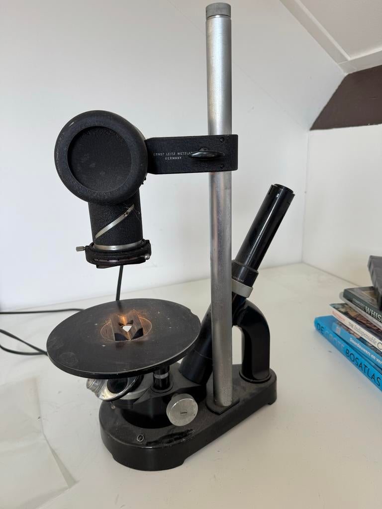 Ernst Leitz Wetzlar Omkeer Microscoop - Vintage Laboratorium, Ophalen, Gebruikt, Minder dan 400x, Biologische microscoop
