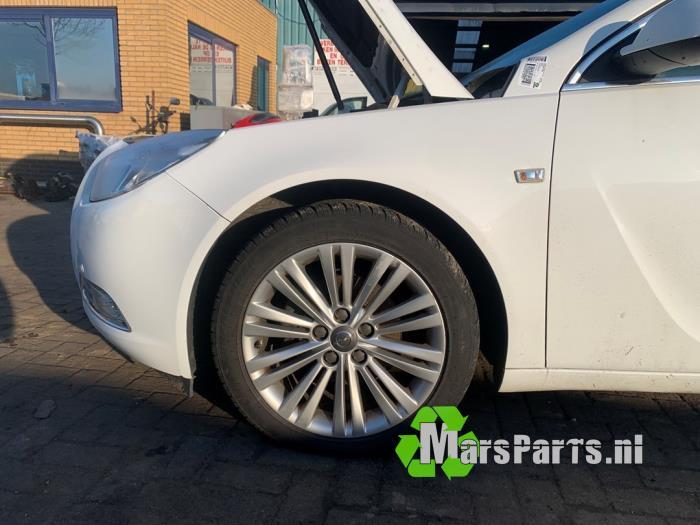 Scherm links-voor van een Opel Insignia (Z40R), Gebruikt, -, -, Opel
