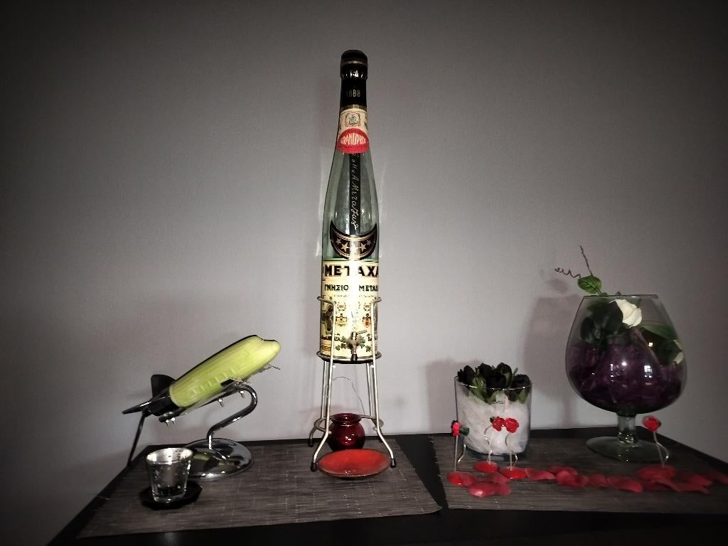 Grote Metaxa 3 L Display Fles + Smeedijzeren Houder+Kraantje, Ophalen, Reclamebord