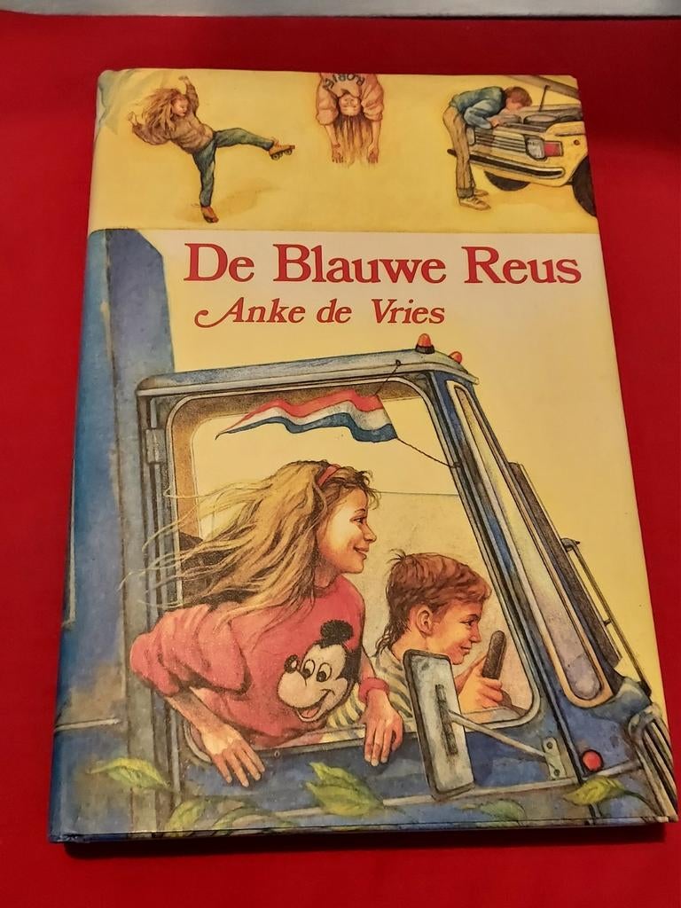 GESIGNEERD De blauwe reus. Anke de Vries. 1989, Ophalen of Verzenden, Gelezen
