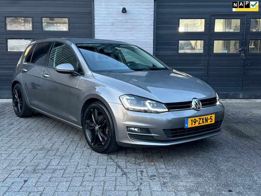 Volkswagen Golf 1.4 TSI Highline, Leer, multimedia, Cruise c, Voorwielaandrijving, Euro 5, Gebruikt, 4 cilinders