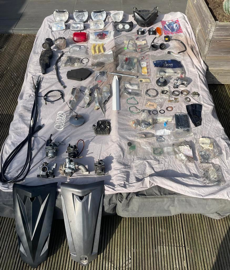 Brommer onderdelen, van alles wat, Fietsen en Brommers, Ophalen of Verzenden, Zo goed als nieuw