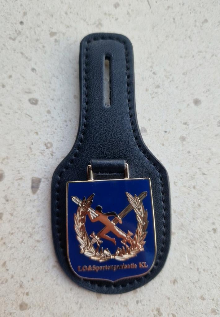 Borstzakhanger LO & Sportorganisatie KL, Ophalen, Landmacht, Nederland, Embleem of Badge