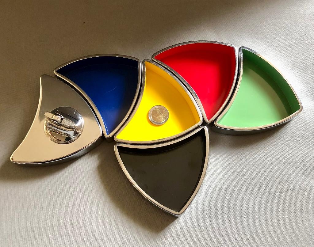 Set van 5 Melamine Asbakjes plus Hilton Benzine-aansteker, Ophalen of Verzenden, Gebruikt, Asbak