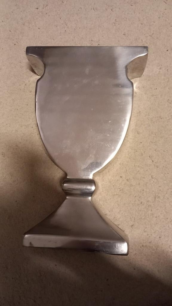 Zilverkleurige bokaal voor decoratie, Ophalen, Overige kleuren, Overige materialen, Minder dan 50 cm