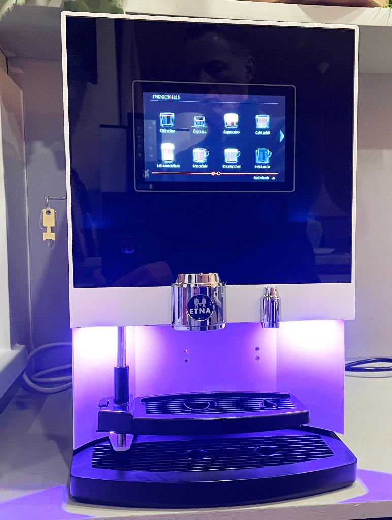 Etna Dorado Espresso Compact Smart Touch met watertank. ZGAN, Ophalen, Afneembaar waterreservoir, Espresso apparaat, 10 kopjes of meer