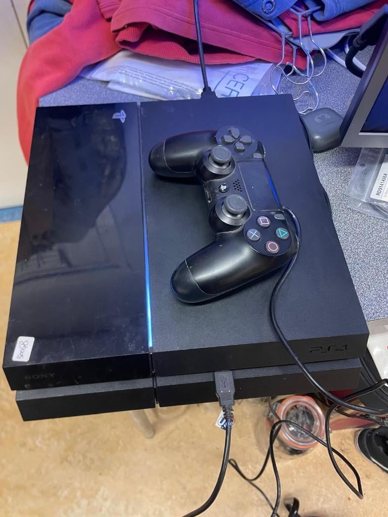 Playstation 4 PS4 500G, 500 GB, Ophalen of Verzenden, Zo goed als nieuw, Met 1 controller