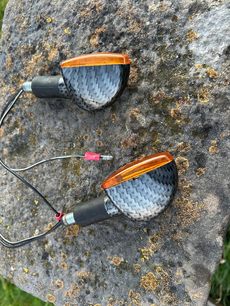 Knipperlichten set met carbon look, Ophalen of Verzenden, Gebruikt