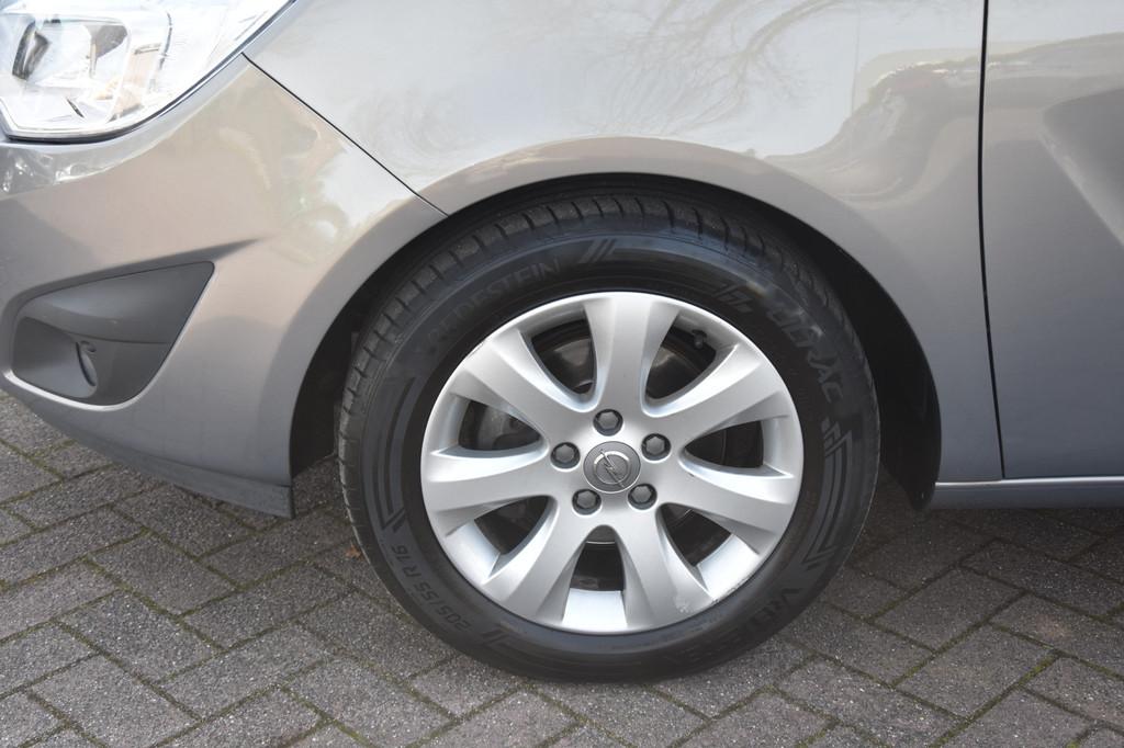 Opel Meriva 1.4 Turbo Cosmo. Hoogzit, Trekhaak, Cruise, Airc, Voorwielaandrijving, Euro 5, Gebruikt, 680 kg