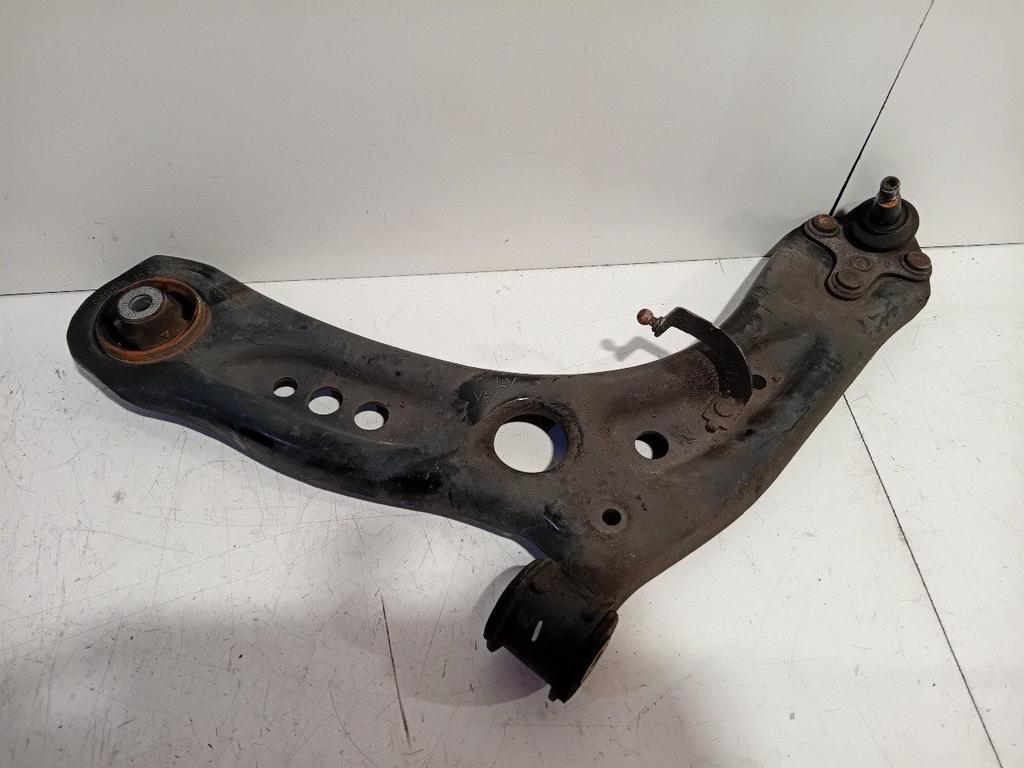 Draagarm links voor Seat Leon, Onderdelen@venauto.nl, Van der Ven Autorecycling B.V., Gebruikt, Ettenseweg 76, 4706 PB Roosendaal, The Netherlands