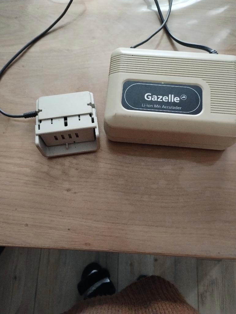 Te koop Flyer/Gazelle oplader, Ophalen of Verzenden, Gebruikt