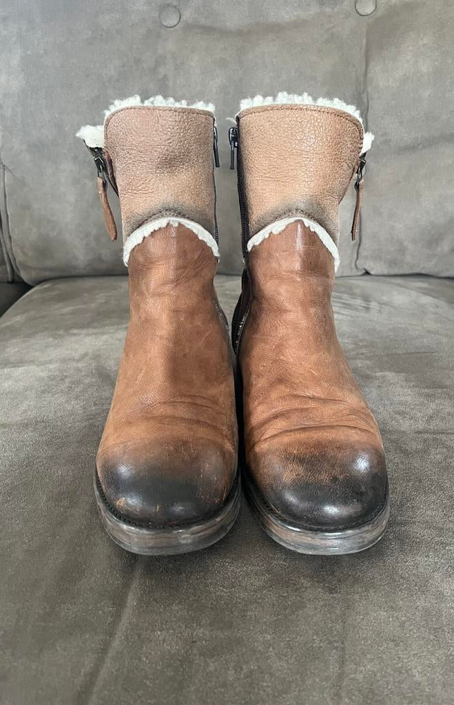 Stoere, leuke enkellaarsjes van Manas, mt 40, fijne laarsjes, Bruin, Lage of Enkellaarzen, Ophalen of Verzenden, Gedragen