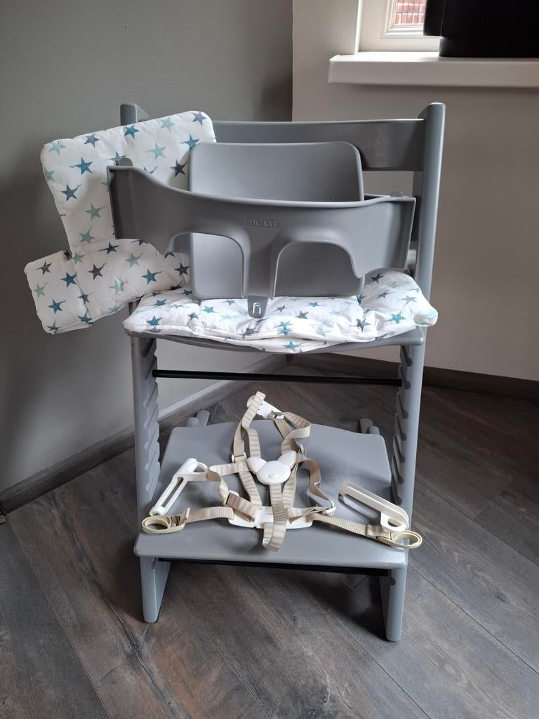 Stokke Tripp Trapp kinderstoel - Storm Grey - Compleet, Ophalen, Zo goed als nieuw, Meegroeistoel, Gordel(s)