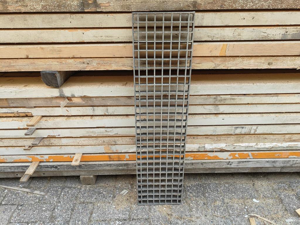 Gebruikte loop/persroosters, Ophalen, Gebruikt