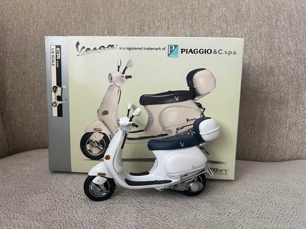 SALE! Autoart Vespa ET4 white 12511, Ophalen of Verzenden, Zo goed als nieuw, Auto