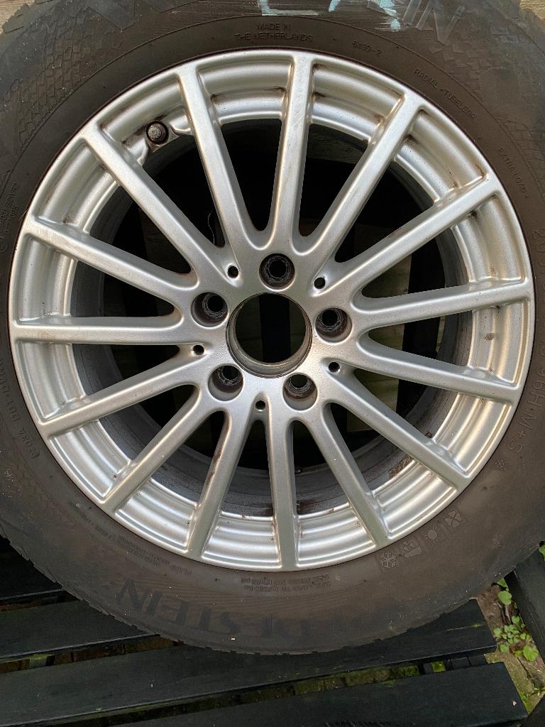 Onbeschadigde Mercedes Benz velgen C-klasse S205, Ophalen