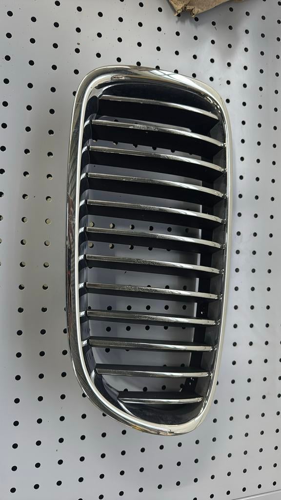 Grille links grijs chroom BMW 5-serie F10 F11 51137203649, Ophalen of Verzenden, Links, BMW, Bumper