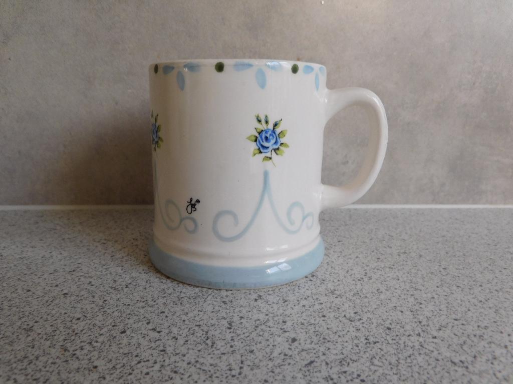 Mok 10x7,5 cm. Roosje Noa JET by ter Steege, Ophalen of Verzenden, Zo goed als nieuw, Overige stijlen, Kop(pen) en/of Schotel(s)