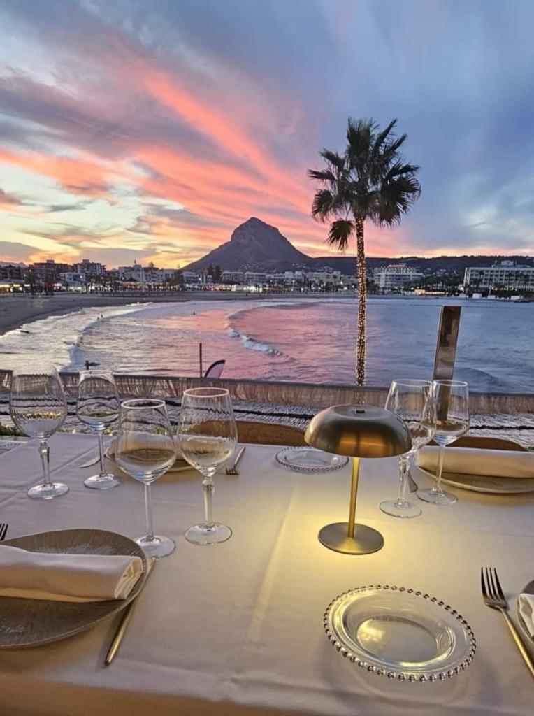 Een super-deluxe beach appartement in Javea Spanje, zeezicht, Eigenaar