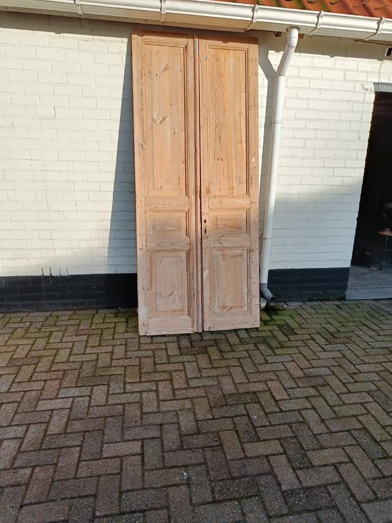 Paneeldeuren kastdeuren oude deuren, Ophalen