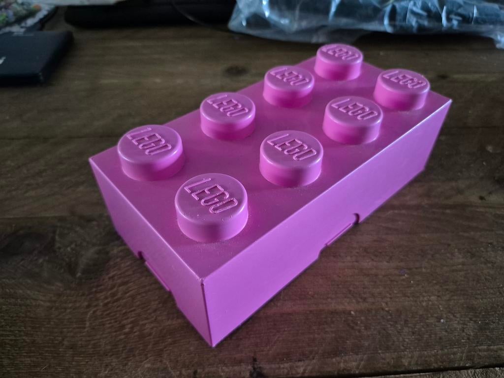 LEGO roze boterhamtrommel opbergdoosje circa 10 x 20 x 7cm, Ophalen of Verzenden, Gebruikt
