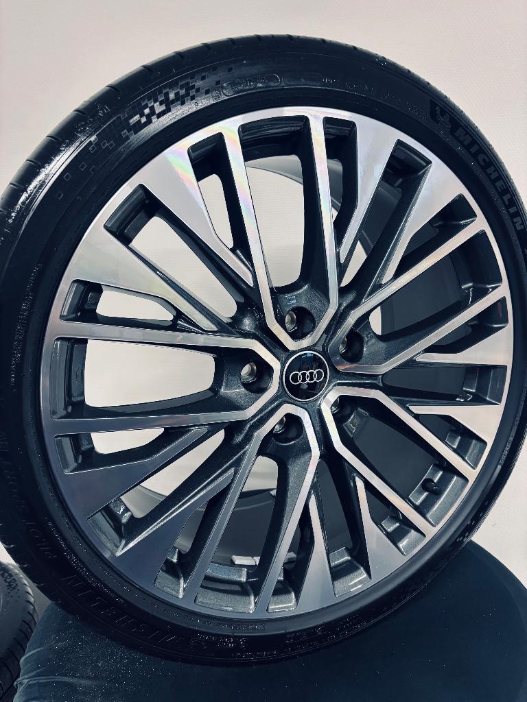 NIEUWE SET 21” Audi A6 Etron velgen + NWE zomerbanden GH, Ophalen, Overige, Overige, Banden en Velgen