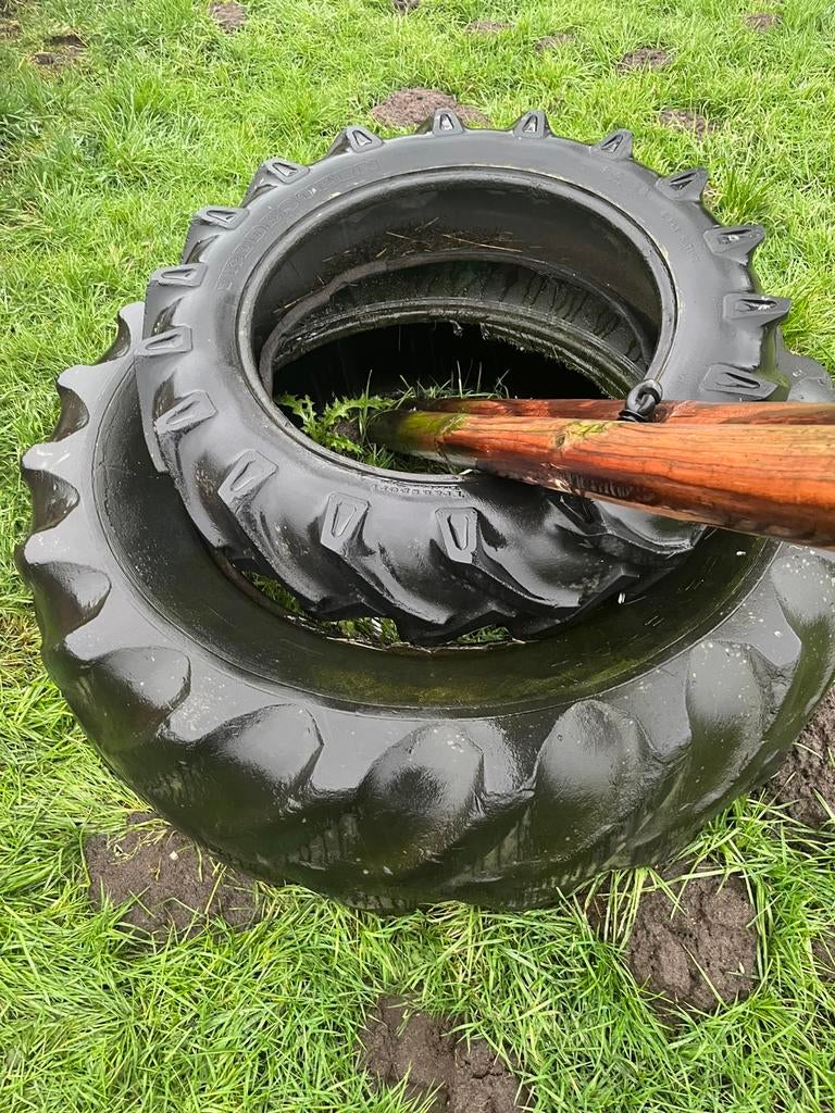 2 Oude traktorbanden GRATIS!, Dieren en Toebehoren, Paarden en Pony's | Overige Paardenspullen, Ophalen