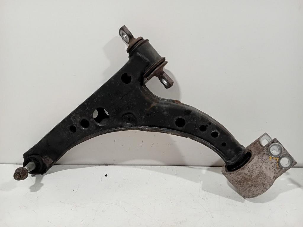 Draagarm links voor Opel Astra, Onderdelen@venauto.nl, Van der Ven Autorecycling B.V., Gebruikt, Ettenseweg 76, 4706 PB Roosendaal, The Netherlands