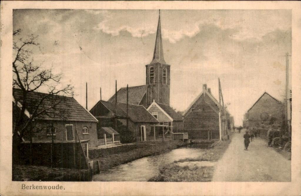 Berkenwoude - Kerk - Dorpsgezicht, Verzamelen, Ansichtkaarten | Nederland, Ophalen of Verzenden, 1920 tot 1940, Gelopen, Zuid-Holland