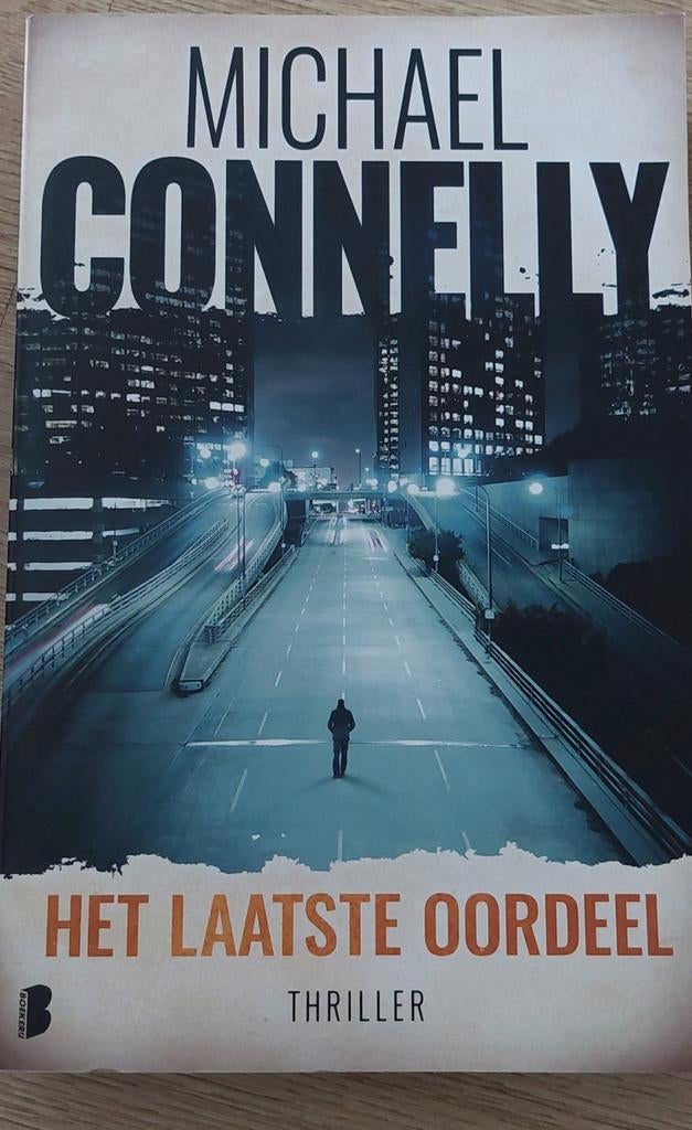 Michael Connelly - Het laatste oordeel, Ophalen of Verzenden, Zo goed als nieuw, Michael Connelly