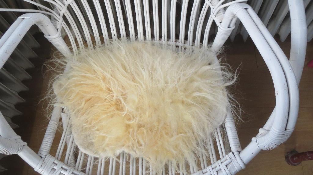 wol, handgevilt tuinstoel kussen, Hongaarse Racka, 35x47cm, Verzenden, Nieuw, Wit, Rechthoekig