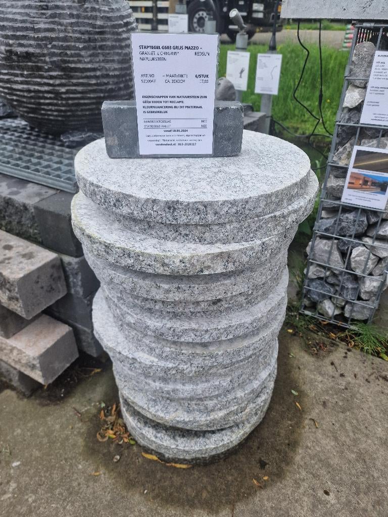 Diverse soorten staptegels van natuursteen, beton, Tuin en Terras, Tegels en Klinkers, Ophalen, Overige typen, Nieuw, Natuursteen