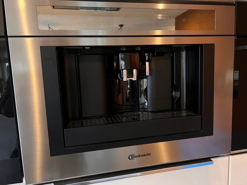 Bauknecht inbouw koffiemachine defect, Witgoed en Apparatuur, Koffiezetapparaten, Ophalen, Koffiemachine