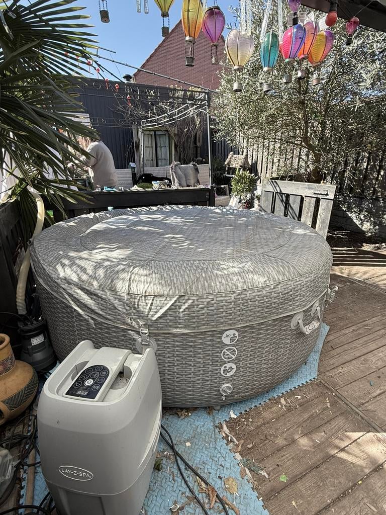 te koop Lay Z Spa 6 persoons, Ophalen of Verzenden, Zo goed als nieuw
