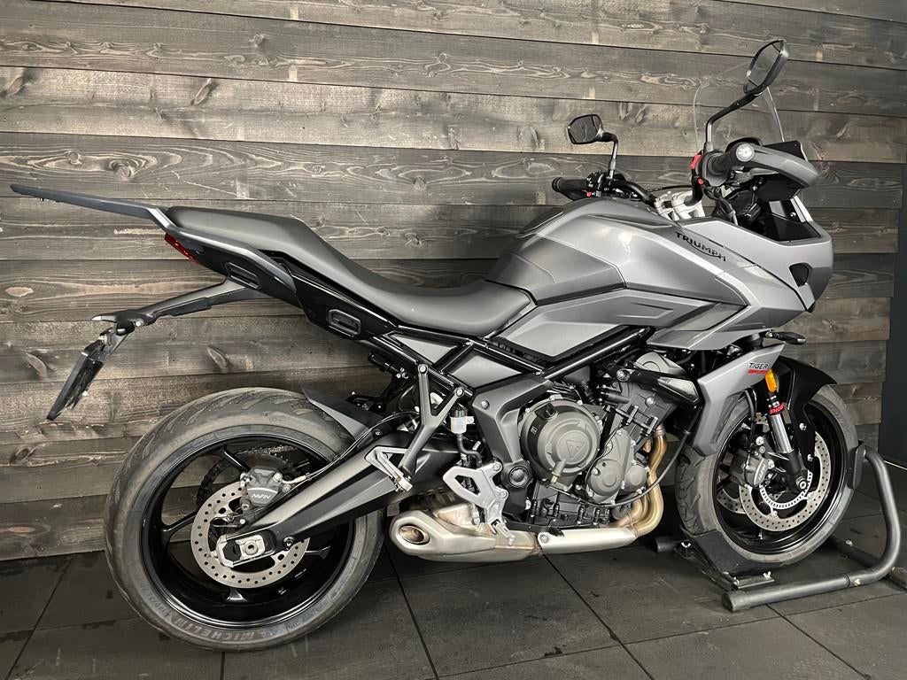 Triumph TIGER SPORT 660 GRAPHITE (bj 2023) - foto 2