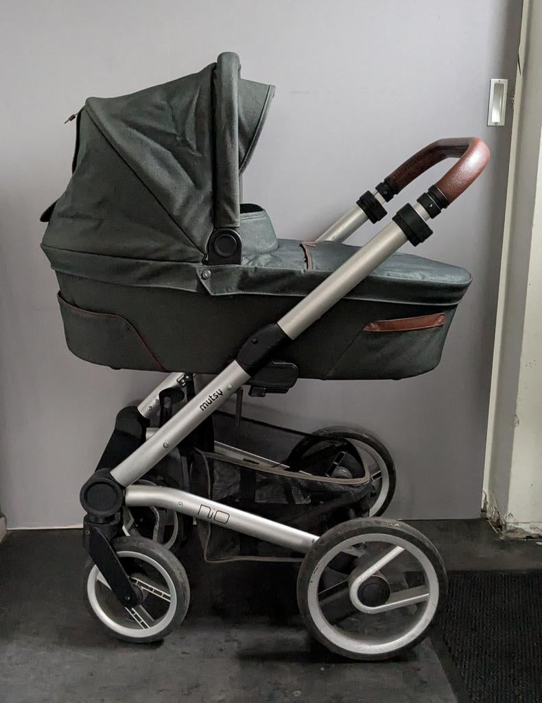 Mutsy Nio 3-in-1 combiwagen donkergroen incl accessoires, Kinderen en Baby's, Kinderwagens en Combinaties, Ophalen, Gebruikt, Combiwagen