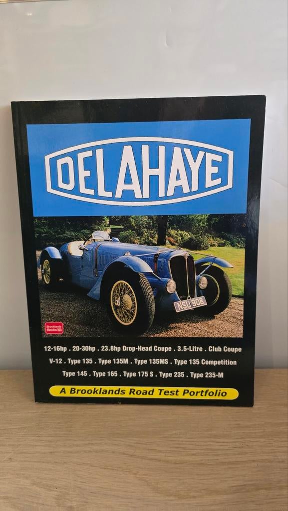 DELAHAYE Brooklands Road Test Portfolio Autoboek, Ophalen of Verzenden, Gelezen, Overige merken, Brooklands Books