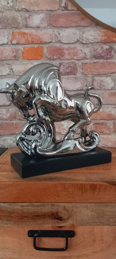 Grote 30cm Zilverkleurig Stier Beeld♥️SALE VERKOOP♥️, Verzamelen, Beelden en Beeldjes, Ophalen of Verzenden, Nieuw, Dier