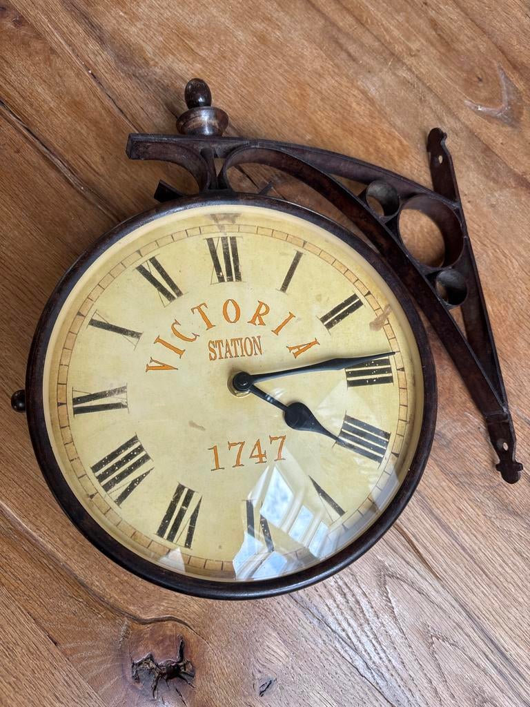 Victoria Station klok, Ophalen of Verzenden