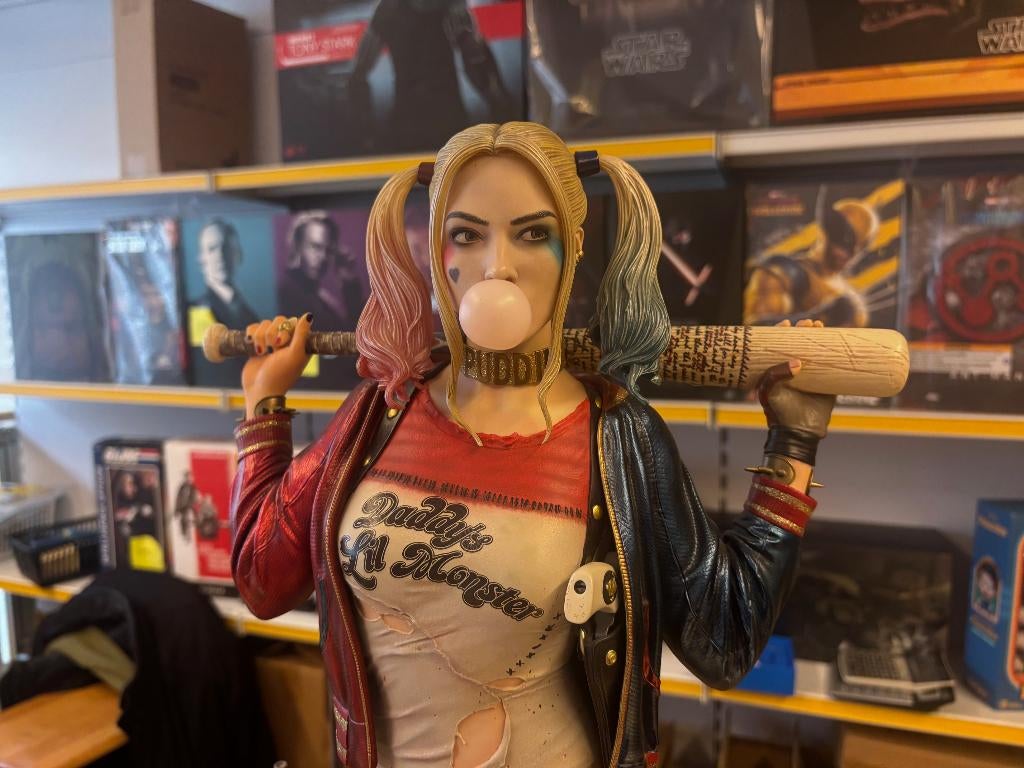 Batman Suicide Squad Harley Quinn 1:3 Scale Prime 1 Studio, Ophalen of Verzenden, Zo goed als nieuw