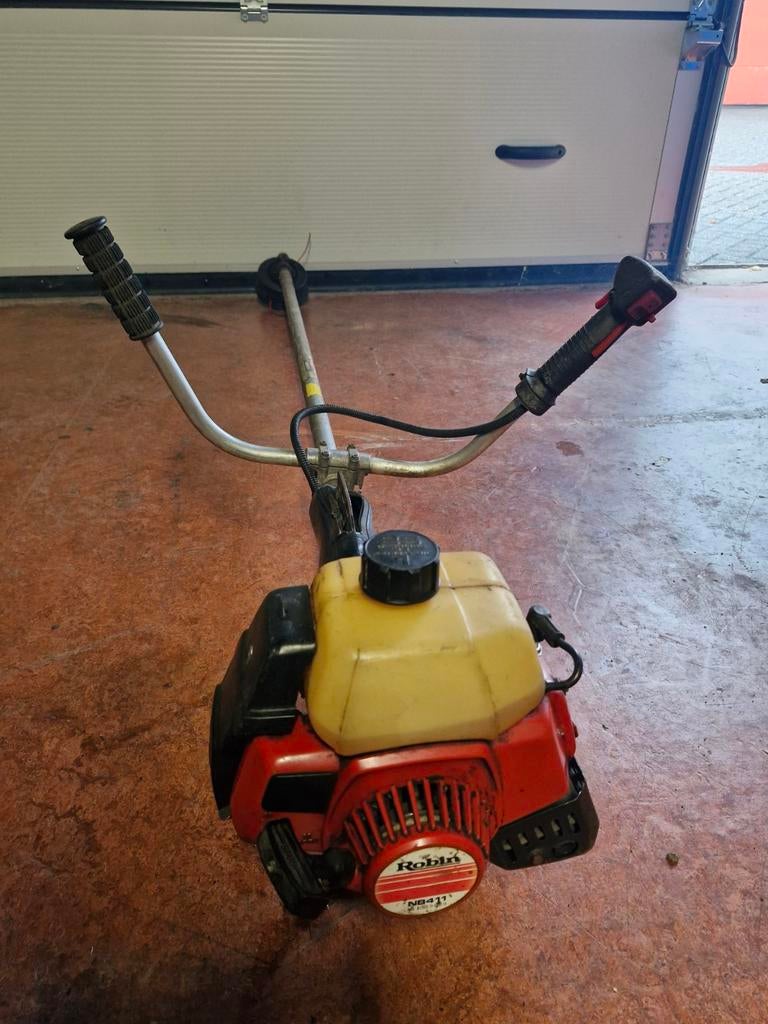 Robin bosmaaier, Ophalen, Benzine, Gebruikt, .